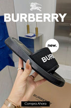 Cargar imagen en el visor de la galería, SANDALIA BURB3RRY NEGRO BLANCO
