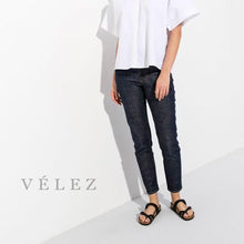 Cargar imagen en el visor de la galería, SANDALIA PLANA VLEZ VINTAGE NEGRA
